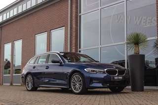 BMW 3-serie Touring 320e High Executive Sport Line | 1e eigenaar | NL auto | Driving Assistant | HiFi audio | LED | 18 inch | Stoelverwarming | DAB | Carplay | Navigatie | PDC / 9