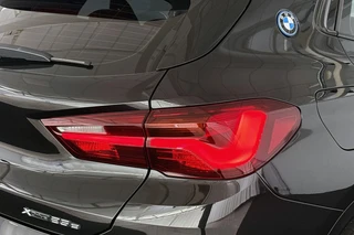 BMW X2 xDrive25e High Executive M Sport Panoramadak Keyless Rood Leder / 22