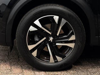 Peugeot 2008 1.2 PT Allure | 130 PK | Trekhaak | Navigatie | NL-Auto | Parkeersensoren | Climate Control | / 29