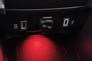 Fiat 600e Urban 54 kWh SOH 97% Pack Style Apple CarPlay / 35
