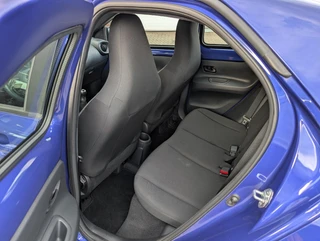 Toyota Aygo X Juniper Blue Metallic / 15