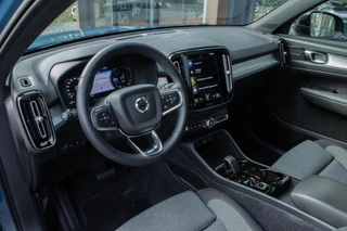Volvo XC40 1.5 T4 PHEV Plus Dark|Stoel+Stuurverwarming|Trekhaak|Camera|Harmann Kardon| / 19