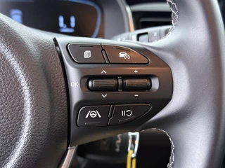 Kia Stonic 1.0 T-GDi MHEV DynamicLine  - Apple Carplay/ Android Auto - Cruise Control - Airco - Achteruitrijcamera - Fabrieksgarantie tot 02-2032 of 150.000km / 28