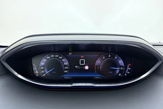 Peugeot 3008 1.2 PureTech Allure Pack Business | Trekhaak | Achteruitrijcamera | Navigatie | Airco | Stoelverwarming | Climate control | Cruise control | Dodehoekdetectie / 32