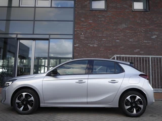 Opel Corsa Electric Long Range GS 51 kWh | 1 Fase | Stuur en Stoelverwarming | Camera achter | Parkeersensoren v+a | Carplay | Lichtmetalen velgen / 7