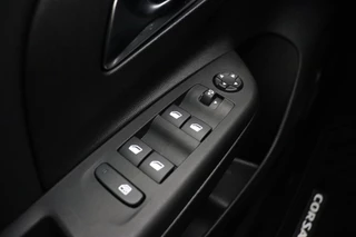 Opel Corsa 1.2 GS Line 100 PK | Navigatie | Climate control | Camera | LED | Zwart dak | Lichtmetalen velgen / 18