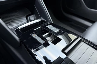 Citroen C4 1.2 Puretech 130pk Automaat Shine Pack Business | Navigatie | Adapt. Cruise control | Lederen stoelen elektrisch en verwarmd | Head-up display | Keyless | Apple Carplay/Android Auto | 18" Lichtmetalen velgen / 35