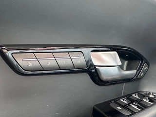 Land Rover Range Rover Evoque 2.0 Si 4WD Prestige '' Camera - Allseason-banden - Leer '' / 33