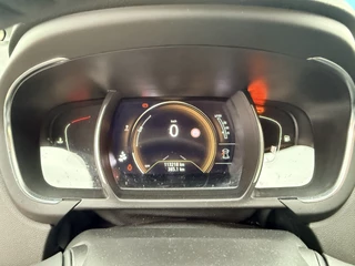 Renault Scénic 1.3 TCe Limited  | Keyless | Navi | Apple / Android | DAB + | PDC v+a | Cruise / 7