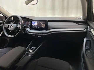 Skoda Octavia Combi 1.0 e-TSI DSG Ambition Virtual Cockpit Parkeersensoren Navigatie DAB+ App-Connect / 4