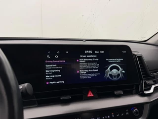 Kia Sportage 1.6 T-GDi Plug-in Hybrid AWD DynamicLine | Automaat | Adaptive cruise | Stoel & stuurverwarming | CarPlay | Camera / 23