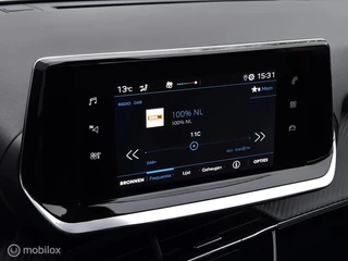 PEUGEOT 2008 1.2 PURETECH ACTIVE/LED/CARPLAY/CRUISE/PDC/BLUETOOTH / 29