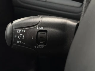 Peugeot 2008 1.2 PureTech Blue Lion / 22
