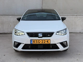 SEAT Ibiza 1.0 TSI FR Business Intense Plus Pano Virtual Camera 18'' 6-bak / 10
