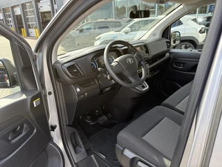 Toyota PROACE Electric Verso LONG EXTRA RANGE DYNAMIC 75KWH 8-PERSOONS ROLSTOELAUTO VERLAAGD-INBOUW-OPRIJPLAAT 2x SCHUIFDEUR / 10
