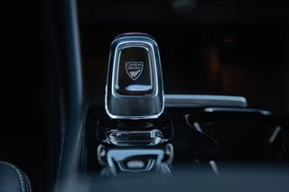 Volvo XC40 2.0 B4 Inscription Leder|Keyless|DAB+|LED / 19