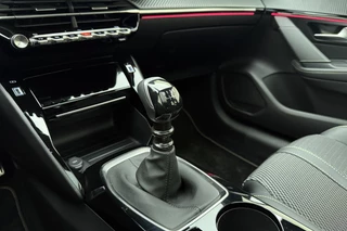 Peugeot 208 1.2 PureTech 100 GT | Apple carplay/Android auto | Achteruitrijcamera + frontcamera | Navigatie | Panoramadak | Stoelverwarming | Keyless entry+start | Adaptive cruise control | / 33