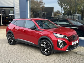 Peugeot 2008 1.2 Turbo 100 PK Allure | Nieuwste Model | Navigatie via Telefoon | LED Verlichting | Cruise Control | Hoge Zitpositie | Parkeersensoren | DAB | Digitaal Dashboard | Half Lederen stoelen | Lichtmetalen Velgen 17 inch | / 2