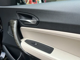 BMW 2 Serie Cabrio 220i  | NL auto | 2e eigenaar | PDC | Navi | Leder | Stoelverw. | / 30