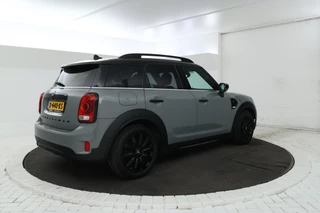 MINI Countryman Mini 1.5 Cooper S E ALL4 Chili  Panorama, Head Up, Automaat / 2