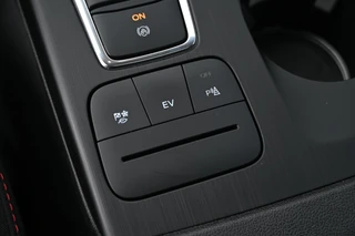 Ford Kuga 2.5 PHEV ST-Line|Panoramadak / 23