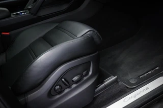 Porsche Cayenne 3.0 E-Hybrid Platinum Edition | LUCHTVERING | MASSAGE | STOELVENTILATIE | COMFORTSTOELEN | CAMERA | 22" / 14