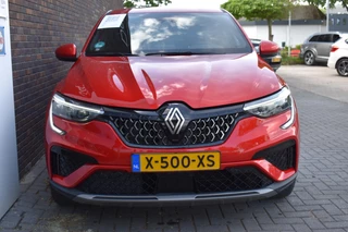 Renault Arkana 1.6 E-Tech full hybrid 145 techno / 13