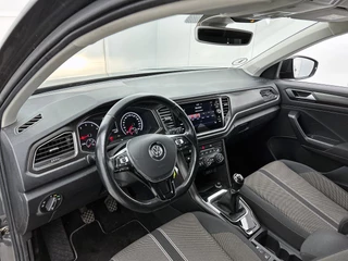Volkswagen T-Roc 1.0 TSI Style | Adaptive cruise control | Stuur & Stoelverwarming | Camera | CarPlay / 15