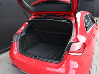 Mercedes-Benz A-klasse 200 Business Solution AMG | STOELVERW. | CAMERA | APPLE CARPLAY | NAVI | CRUISE | / 16