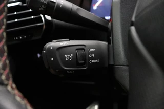 DS 7 Crossback 1.2 PureTech Performance Line 130 PK | Handgeschakeld | Alcantara bekleding | Camera | Parkeersensor | Navigatie | Cruise Control | Licht metalen velgen | 1e eigenaar / 20