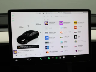 Tesla Model 3 Standard RWD Plus 60 kWh 238 Pk | Stoelverwarming | Panoramadak | Camera | Adaptive Cruise | 18 Inch | 41.788 Km !! / 25