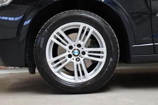 BMW X3 xDrive20i High Executive M Sport Pakket Automaat  / Navigatiesysteem Professional / Leder / Trekhaak / 18 Inch / Xenon / Stoelverwarming / Climate Control / Parkeersensoren voor+achter / Lichtpakket / Cruise Control / 13