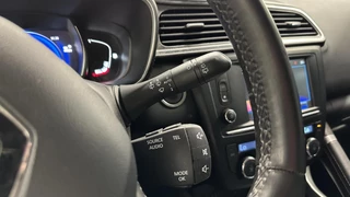 Renault Kadjar 1.2 TCe Bose NAVI LEER CRUISE TREKHAAK ECC LM. / 28