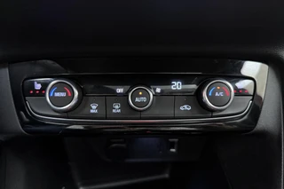 Opel Corsa-e Ultimate 50 kWh 136pk | Full Options | SOH 98% | Massagestoel | Camera | Adaptive Cruise Control | Navigatie | Keyless Entry en Start | LED Verlichting / 26