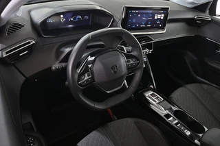 Peugeot 208 1.2 Hybrid 100 e-DCS6 Allure NL Auto Apple CarPlay Parkeersensoren / 6