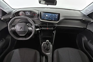 Peugeot 208 1.2 PureTech 100 Style / 8