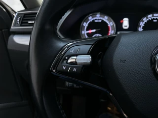Skoda Superb Combi 1.5 TSI 150pk DSG ACT Business Edition Adaptive Cruise Navigatie DAB+ App-Connect / 22