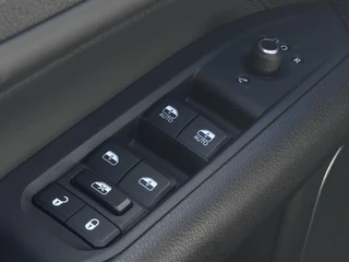Jeep Compass 4xe 240 Plug-in Hybrid Electric Summit | Stoelverwarming | Apple-Android | 360 Camera / 26