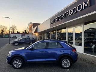 Volkswagen T-Roc 1.0 TSI Life  | LED | Apple Carplay | Adapt. Cruise | DAB+ | PDC v+a incl. Camera / 14