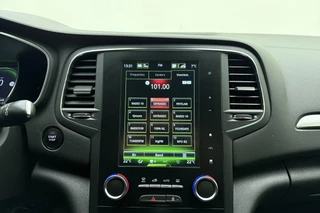 Renault Mégane 1.3 TCe GT-Line | Navigatie | Apple Carplay/Android Auto | Climate & Cruise Control | Keyless Entry | LED koplampen | LM-velgen / 20