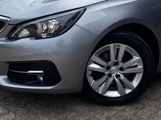 Peugeot 308 SW 1.2 PureTech Blue Lease Executive | Trekhaak | Panoramadak | Distributieriem vervangen | NL-auto / 6