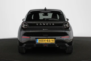 Lancia Ypsilon 1.2 Turbo Hybrid LX / 15