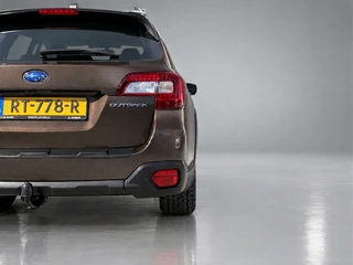 Subaru Outback 2.5i Premium AWD 176 pk AUT  | navigatie | eyesight | leder interieur | trekhaak | elektr. v. stoelen | NL auto / 14