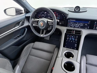 Porsche Taycan Turbo 93 kWh VAN:89.900,- VOOR:84.877 ,- UW HERFSTVOORDEEL:5.023,- SOH 91% | SPORT CHRONO | HEAD-UP | CARBON PAKKET | ALCANTARA STOELEN + HEMEL | DUAL SCHERM | PSCB KERAMISCH GECOATE REMMEN | BURMESTER PREMIUM AUDIO | STOELVERWARMING + STUURWIELVERWARMING | STOELVENTILATIE | MEMORY SEATS | PORSCHE DEALER ONDERHOUDEN | 360° CAMERA | VERKEERT IN NIEUWSTAAT | ALL-IN PRIJS | 12 MAANDEN BOVAG GARANTIE / 31