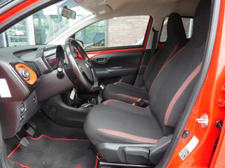 Toyota Aygo 1.0 VVT-i x-cite | Achteruitrijcamera | Airco | 5 Deurs | Lichtmetalen velgen | Led dagrijverlichting | Apple Carplay/Android Auto | Elektrische ramen voor / 8