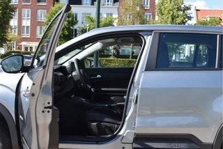 Jeep Avenger 1.2 Longitude Infotainment & Convenience pack | Keyless | DAB | Camera | Nav | Carplay | ADAS | Full LED | 4-Seasons / 42