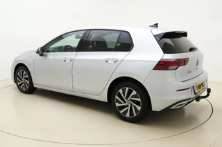 Volkswagen Golf 1.4 eHybrid Style 204pk | DSG | Trekhaak | Navigatie | Comfortstoel | Apple Carplay/Android Auto | Adapt. Cruise control | Climate control | LED koplampen / 5