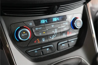 Ford C-MAX 1.5 Titanium  | 150 pk | Trekhaak | Navi | Stl. verw. | Cruise | PDC | Parkeerhulp | / 23
