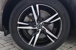 Volvo XC60 T6 Recharge AWD R-Design | Stoelverwarming & Koeling | 360° Camera | Panoramadak | Long Range | H/K | Keyless / 15