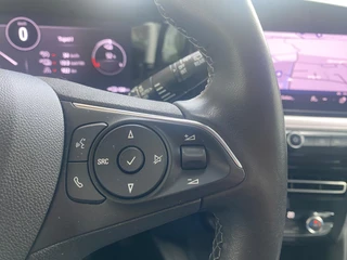 Opel Mokka-e Elegance 50-kWh | Navigatie | 100kW snelladen | Adaptieve Cruise Control | Climate Control | Achteruitrijcamera | Two Tone / 15